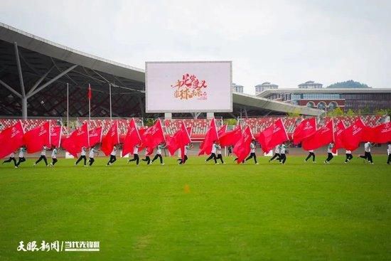 最后就是在商业运营的意识上要构建产品矩阵，知了青年打破纪录片的传统困局，将纪录片以内容为介质转化为内容产品，并与品牌挂钩，实现了;平台+内容+品牌+观众的共赢局面